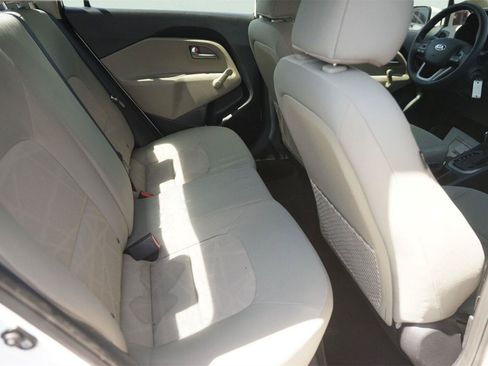Used 2014 Kia Rio LX FWD image 15