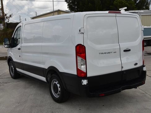 Used 2019 Ford Transit 150 130 Low Roof RWD image 5