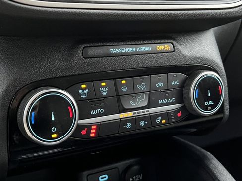 Certified 2022 Ford Escape SE w/ Convenience Package image 25