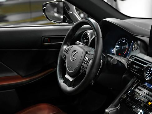 Used 2024 Lexus IS 300 F Sport RWD image 18