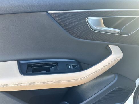 Used 2025 Audi Q7 3.0T Premium Plus image 19