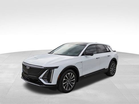 New 2026 Cadillac Lyriq Sport image 2