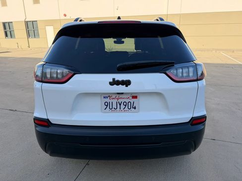 Used 2020 Jeep Cherokee Latitude Plus FWD image 6