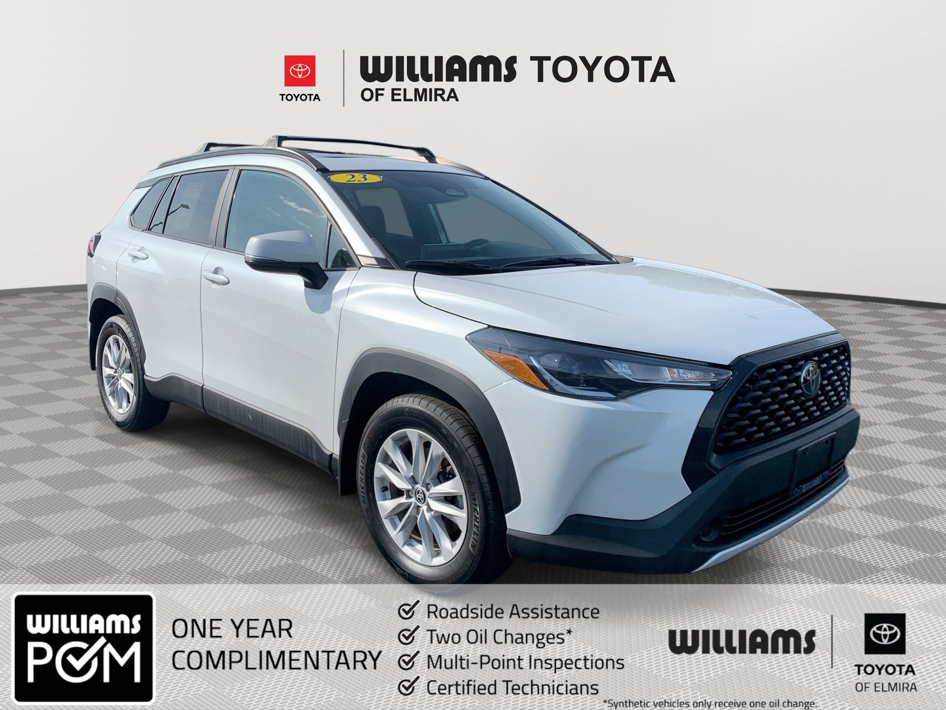 Certified 2023 Toyota Corolla Cross LE w/ Moonroof Package AWD/4WD image 1