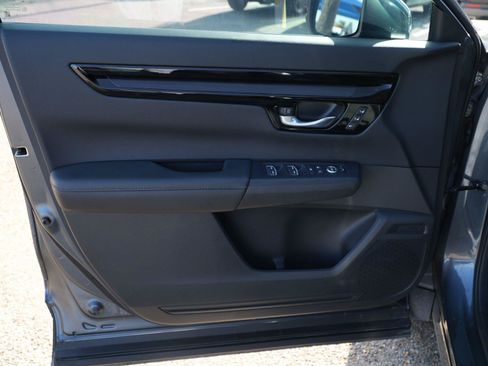 Used 2024 Honda CR-V EX-L image 4