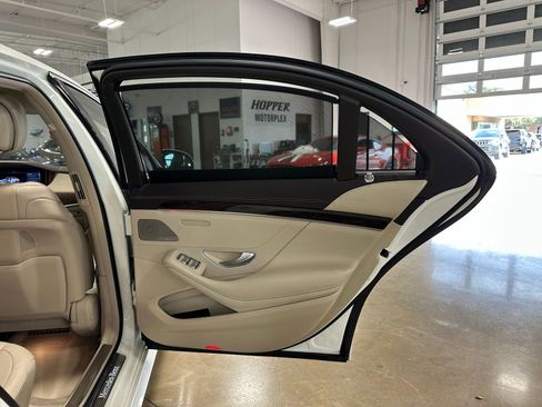 Used 2018 Mercedes-Benz S 450 Sedan image 37