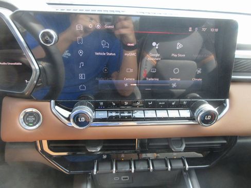 New 2026 GMC Canyon AT4 w/ Technology Plus Package image 18