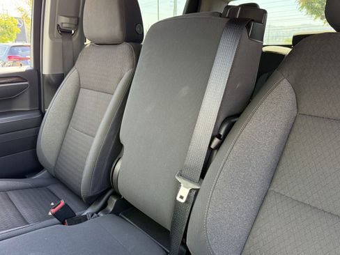 Used 2025 Chevrolet Silverado 1500 LT image 29