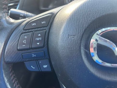 Used 2015 MAZDA MAZDA3 s Touring FWD image 15