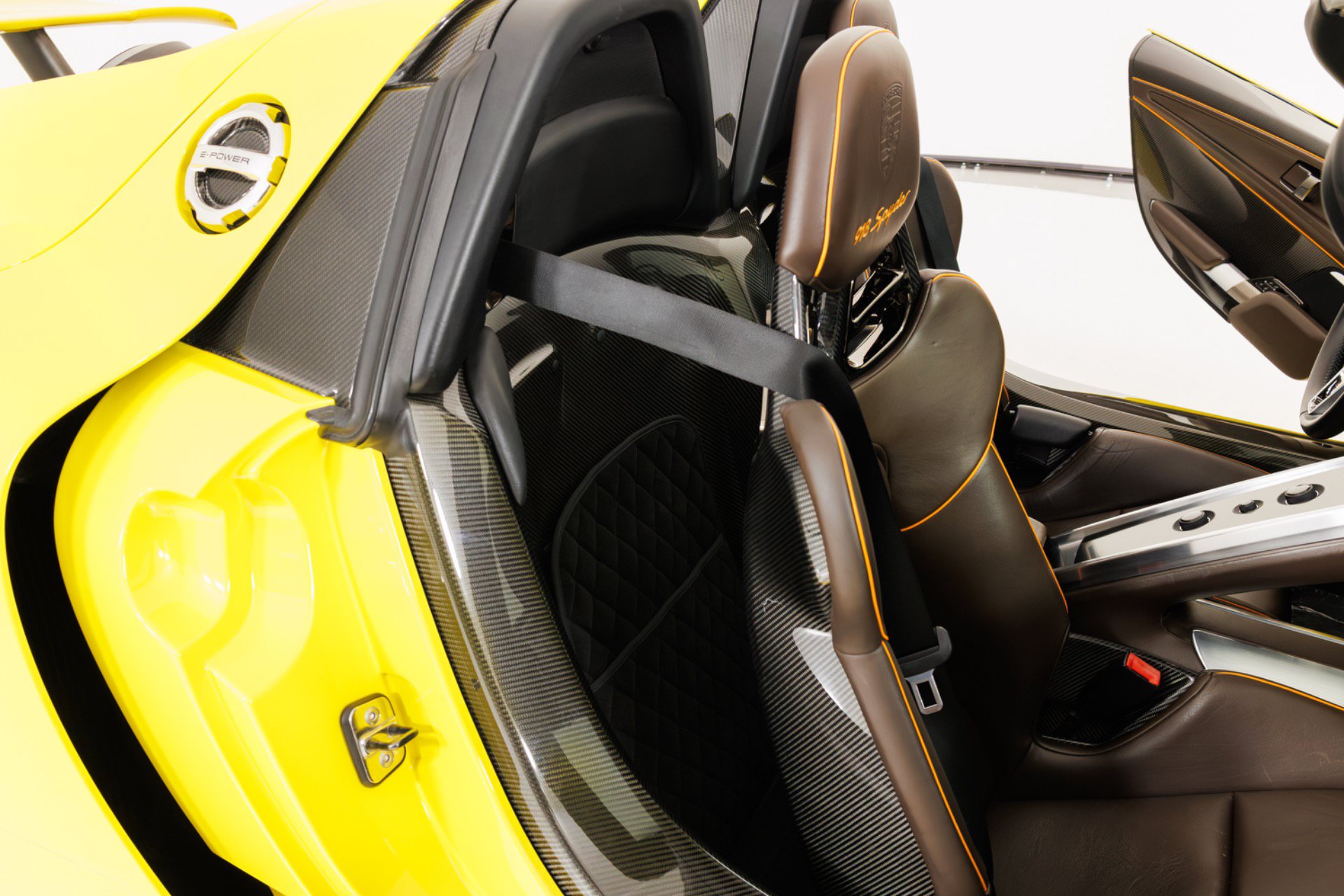 Used 2015 Porsche 918 Spyder AWD/4WD image 42