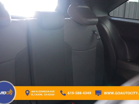 Used 2021 Toyota Sienna XSE FWD image 15
