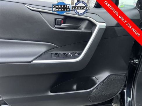 Certified 2022 Toyota RAV4 LE image 18