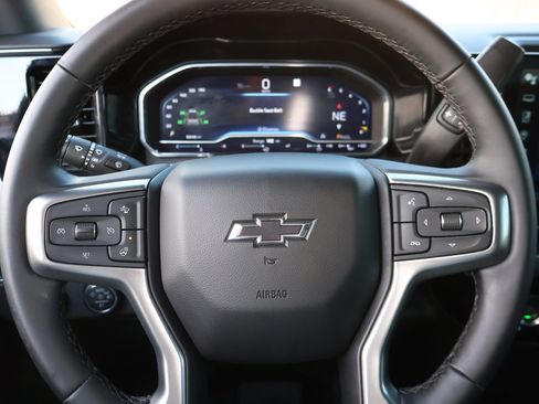 Used 2023 Chevrolet Silverado 1500 RST image 13