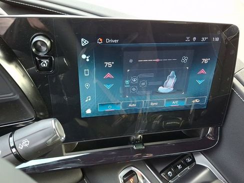 Used 2024 Chevrolet Corvette Stingray Preferred Conv w/ Z51 Performance Package image 24