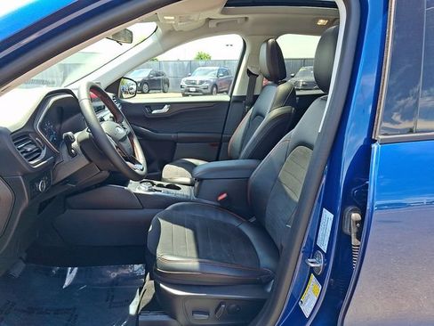 Certified 2022 Ford Escape SEL w/ SEL Stealth AWD Package image 13