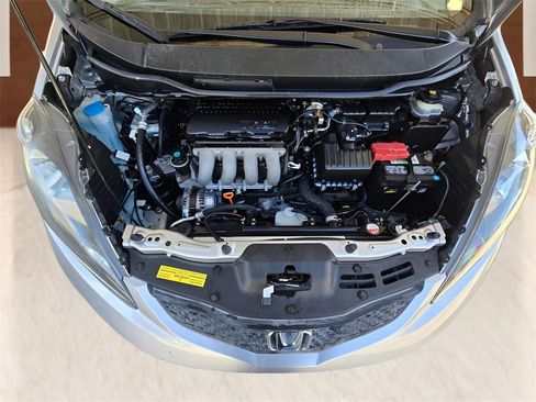 Used 2013 Honda Fit Base image 26