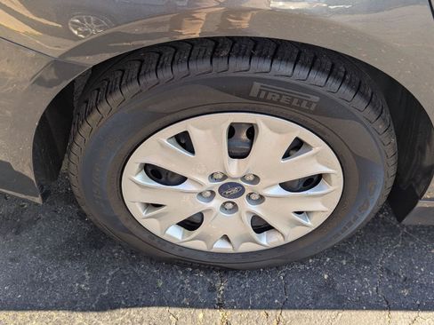 Used 2019 Ford Fusion S FWD image 29