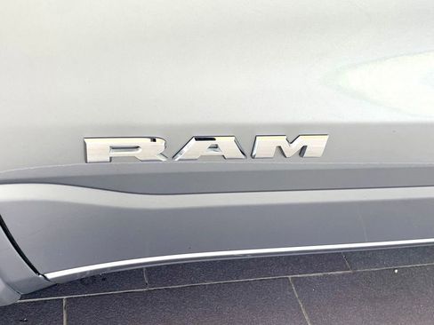 Used 2025 RAM 1500 Laramie AWD/4WD image 11