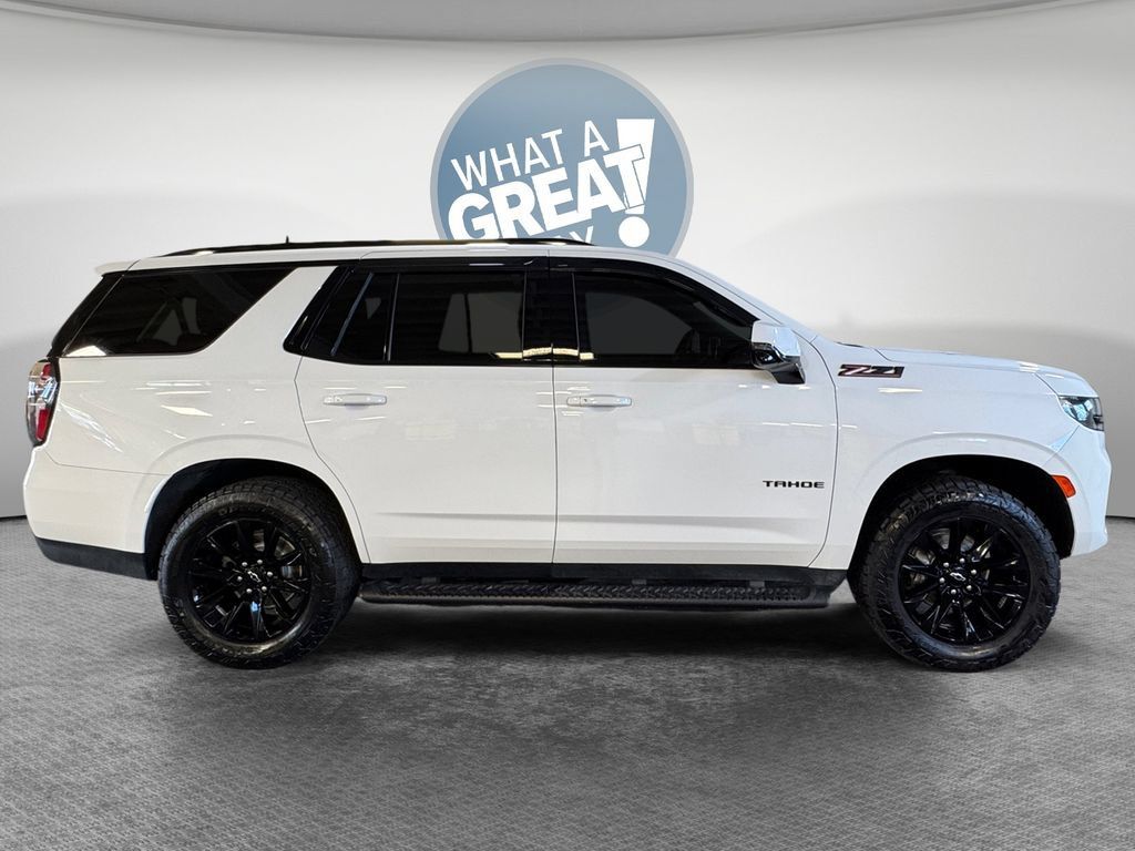 Used 2023 Chevrolet Tahoe Z71 w/ Luxury Package AWD/4WD image 2