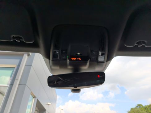 Used 2023 Audi e-tron GT Prestige w/ Prestige Package image 27