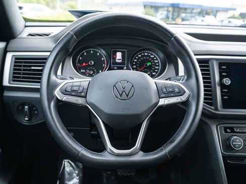 Used 2020 Volkswagen Atlas Cross Sport SE image 22