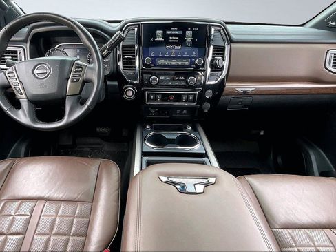 Used 2024 Nissan Titan Platinum Reserve w/ Moonroof Package image 16