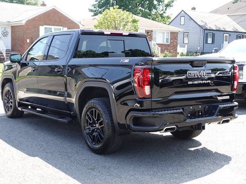 Used 2024 GMC Sierra 1500 Elevation w/ Elevation Premium Package AWD/4WD image 2