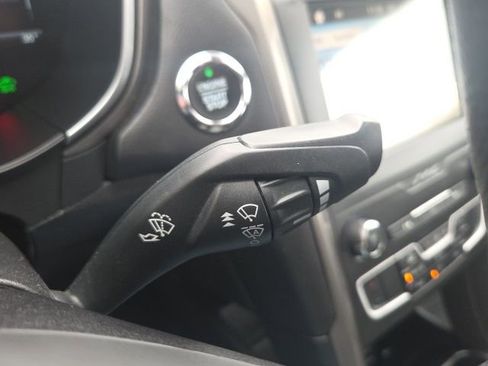 Used 2019 Ford Fusion SE image 37