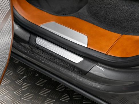 Used 2022 Lamborghini Urus image 46