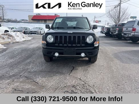 Used 2016 Jeep Patriot High Altitude image 3