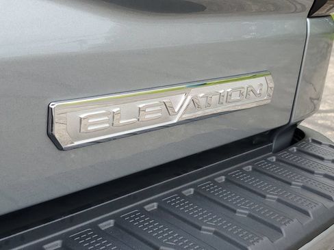New 2026 GMC Sierra 1500 AT4 w/ AT4 Premium Package AWD/4WD image 7