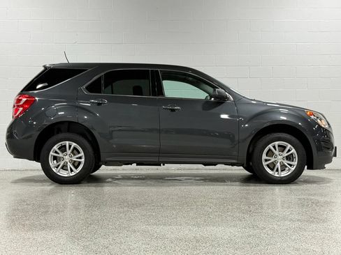 Used 2017 Chevrolet Equinox LS AWD/4WD image 5