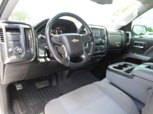 Used 2018 Chevrolet Silverado 1500 LT w/ All Star Edition RWD image 16