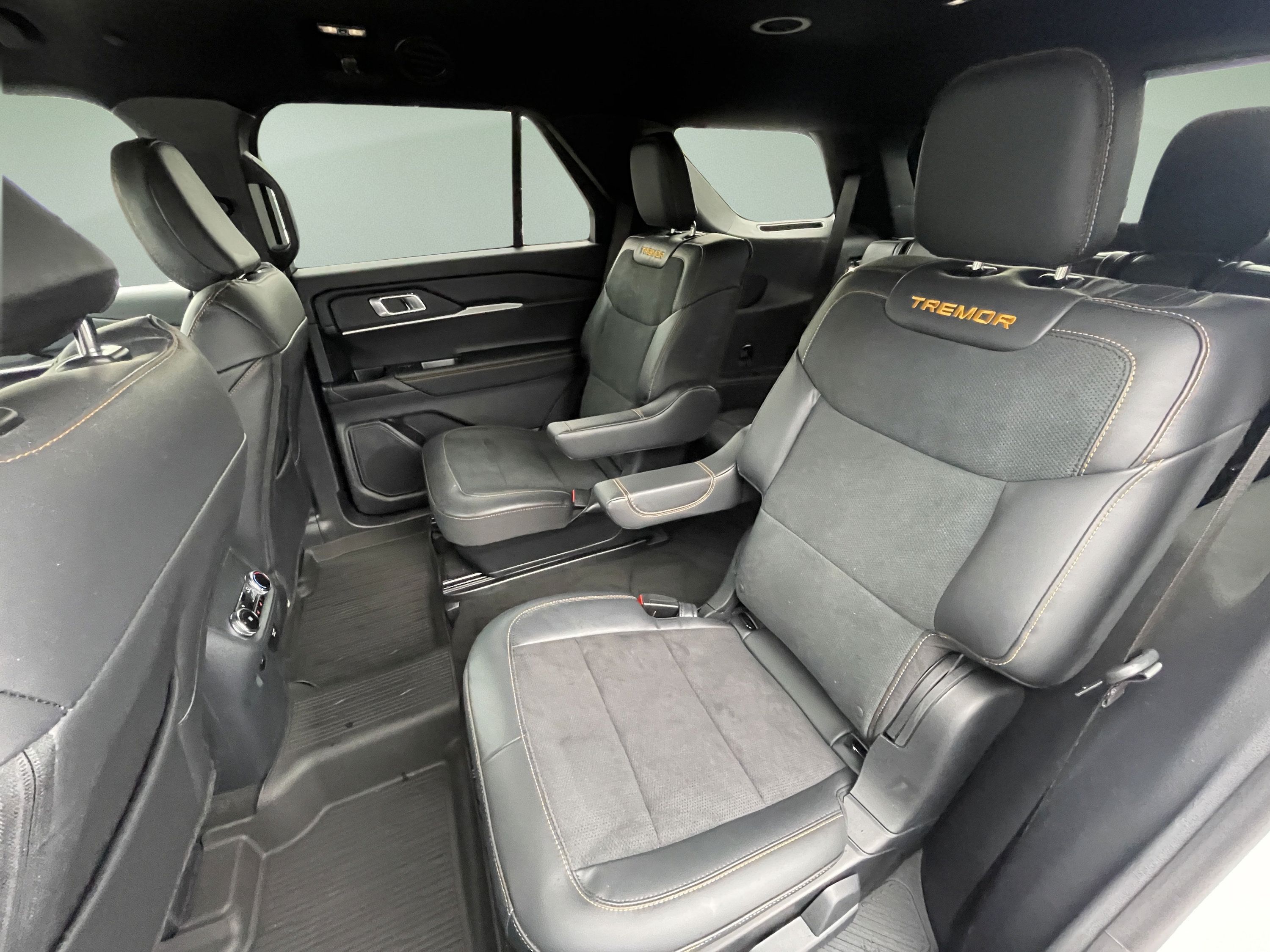 Used 2026 Ford Explorer Tremor w/ Tremor Convenience Package AWD/4WD image 12