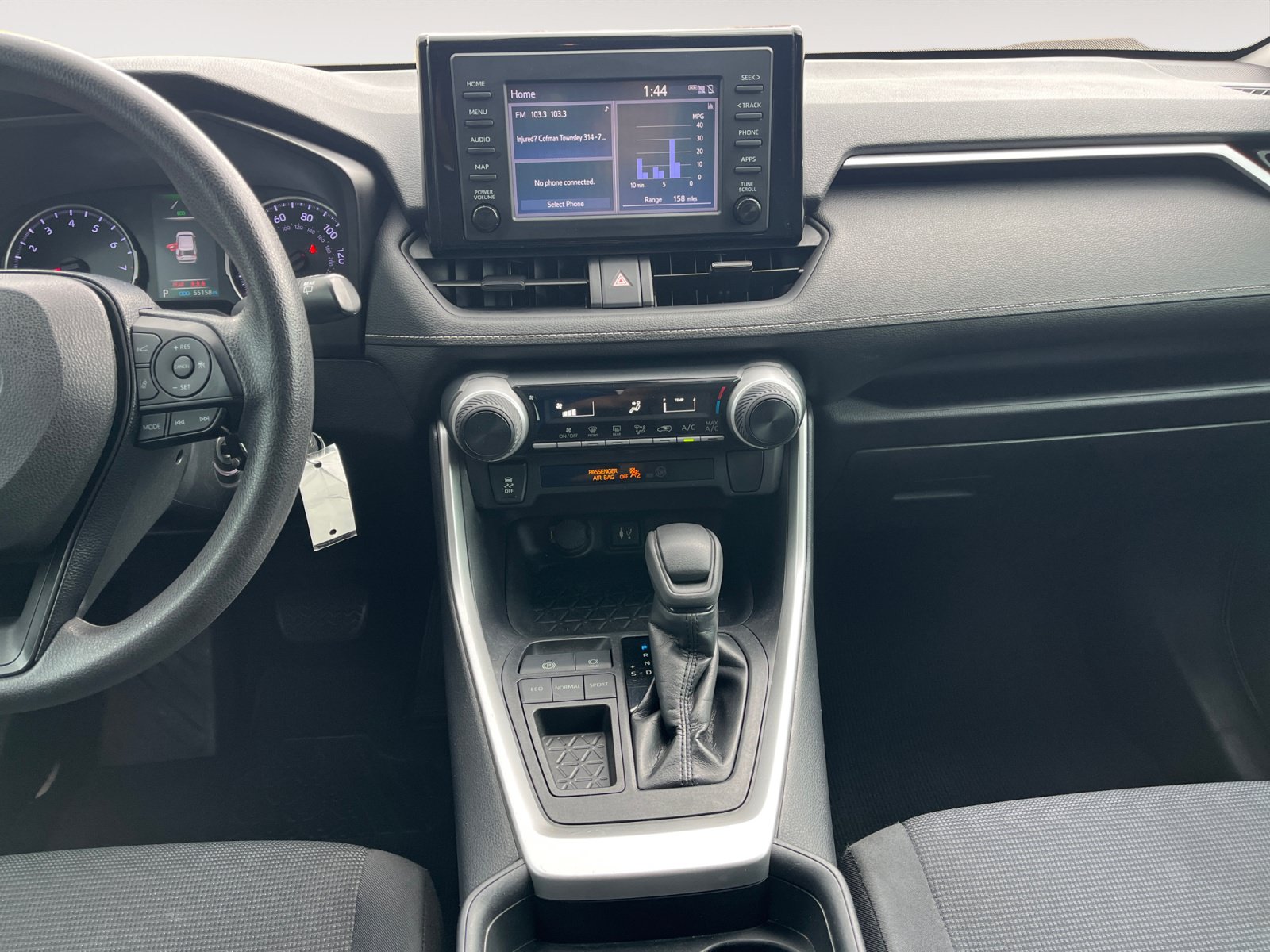 Used 2019 Toyota RAV4 LE FWD image 13
