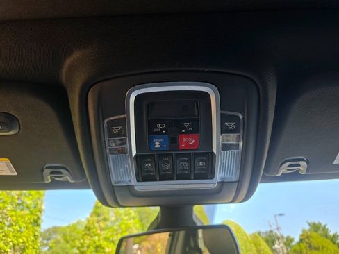 Used 2019 RAM 1500 Rebel w/ Rebel Level 2 Equipment Group AWD/4WD image 31