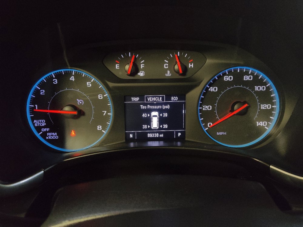 Used 2018 Chevrolet Equinox LT FWD image 23