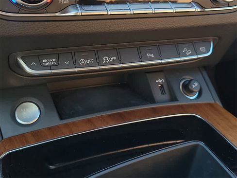 Used 2022 Audi Q5 2.0T Premium image 30