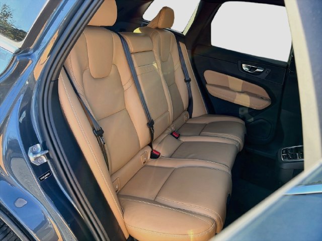 Used 2021 Volvo XC60 T5 Inscription w/ Advanced Package AWD/4WD image 20