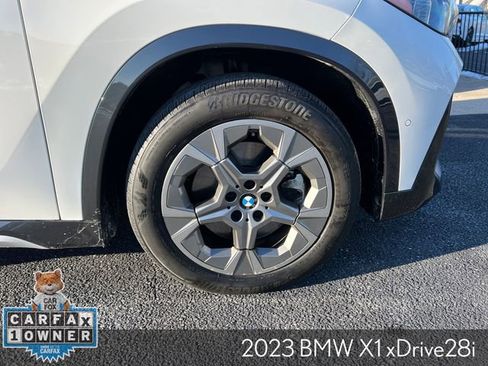 Used 2023 BMW X1 xDrive28i w/ Premium Package image 12