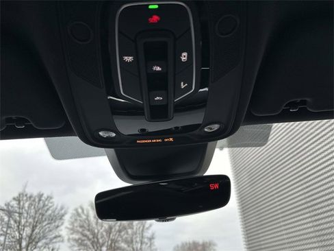 Used 2024 Audi RS 6 performance image 33