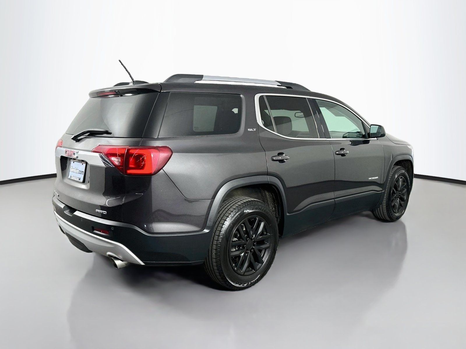 Used 2017 GMC Acadia SLT AWD/4WD image 8
