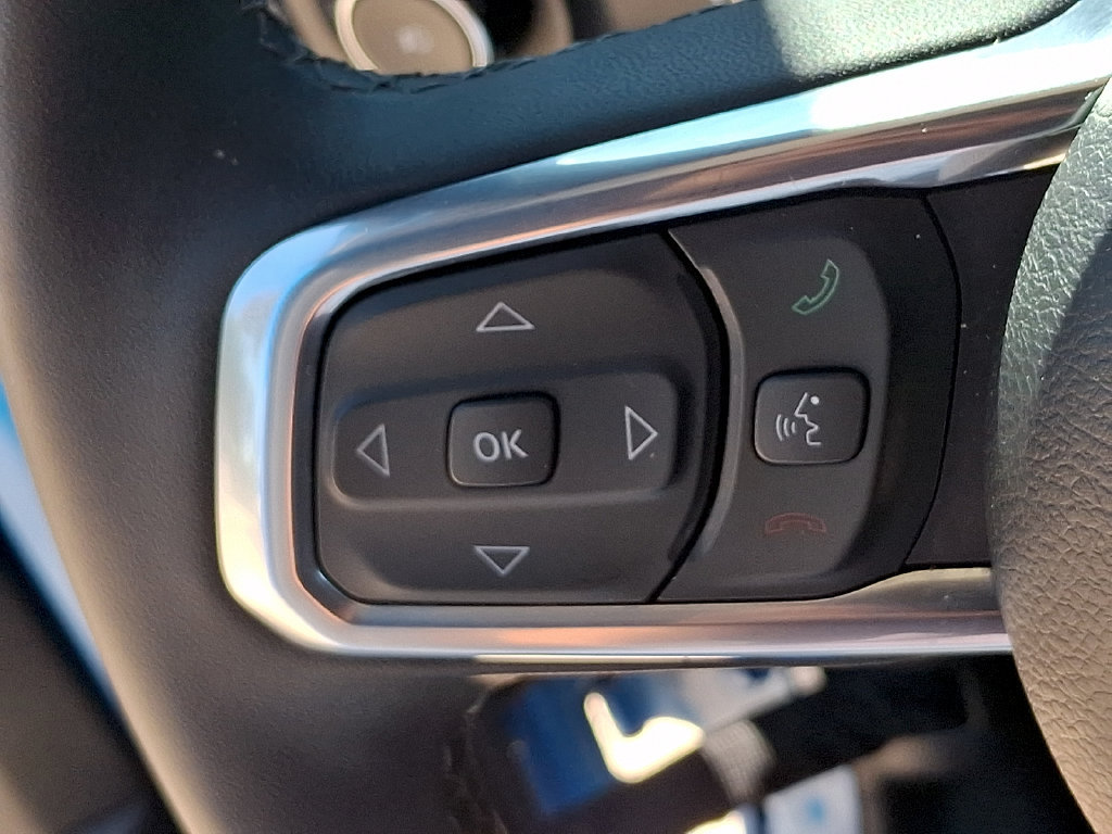 Used 2025 Jeep Wrangler Unlimited Sahara AWD/4WD image 20