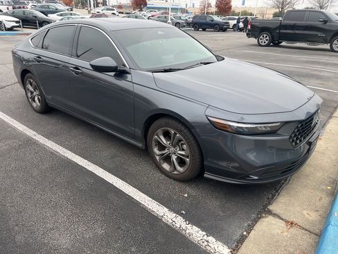 Used 2024 Honda Accord EX image 5
