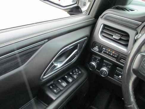 Certified 2021 GMC Yukon SLT w/ SLT Luxury Plus Package image 30