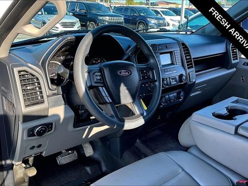 Used 2022 Ford F250 XL w/ Power Equipment Group AWD/4WD image 5