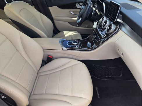 Used 2017 Mercedes-Benz C 300 Sedan image 13