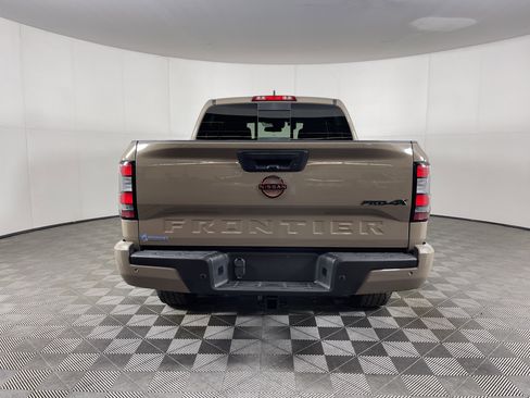 Used 2023 Nissan Frontier PRO-4X w/ Pro Convenience Package image 4