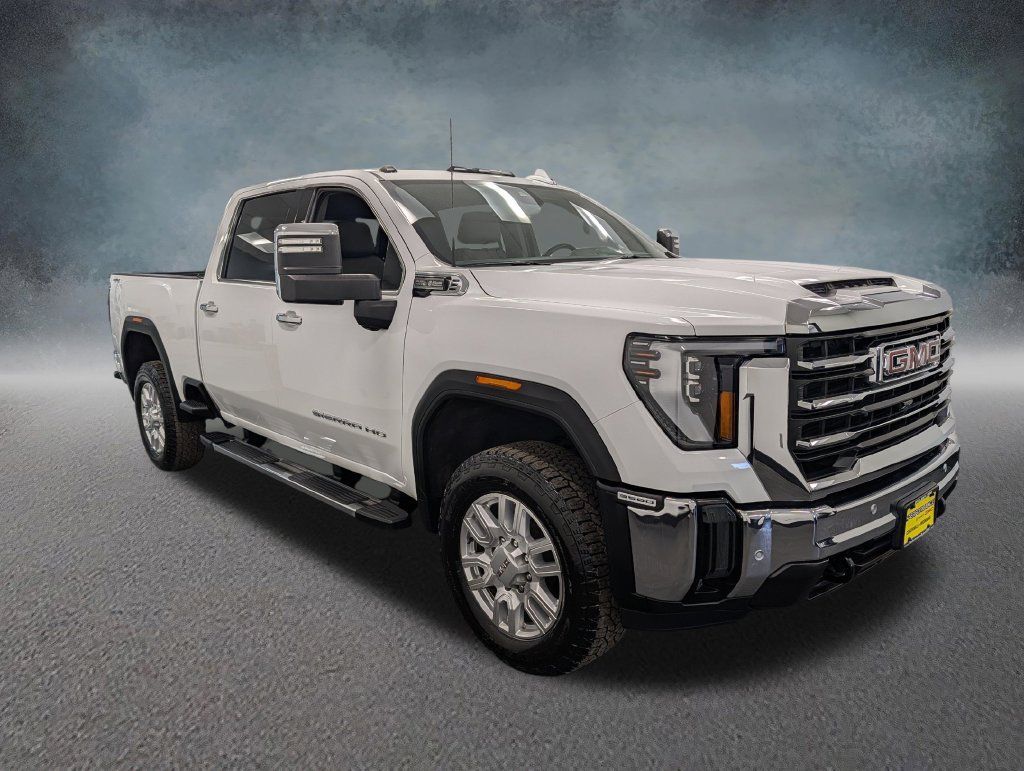 Used 2024 GMC Sierra 3500 SLT w/ SLT Convenience Package AWD/4WD image 4