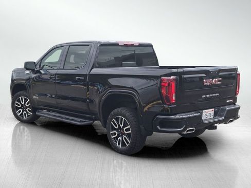 Used 2025 GMC Sierra 1500 AT4 w/ AT4 Premium Package AWD/4WD image 6